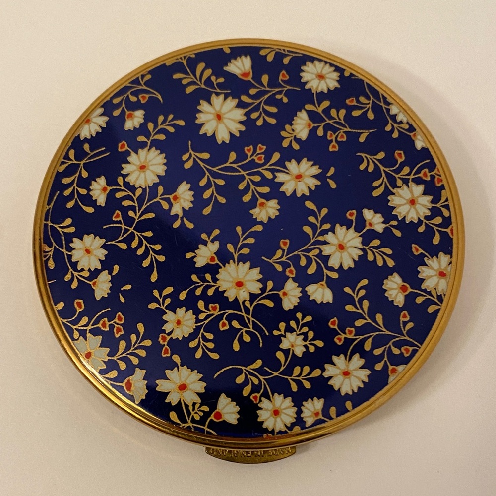 Vintage Caprice by Kigu Powder Compact Floral Made in England